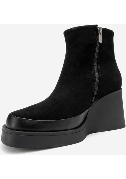 Lıvıa Siyah Süet Hakiki Deri Kadın Dolgu Topuklu Bot fırsatları