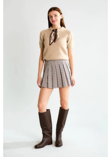 Basic Yarım Boğazlı Kısa Kollu Kaşmir Görünümlü Triko fırsatları