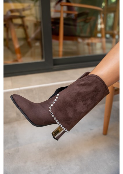 Samira Acı Kahve Süet Taş Detaylı Topuklu Bot