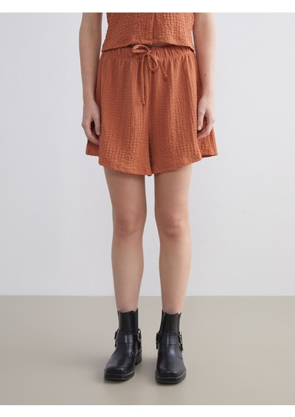 Yeni Sezon Beli Lastikli Dokulu Kadın Şort fiyatları