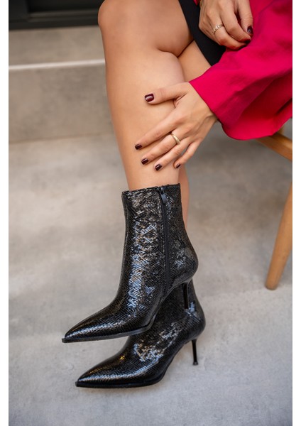 Luis Siyah Yılan Desenli Sivri Burun Kadın Bot modelleri