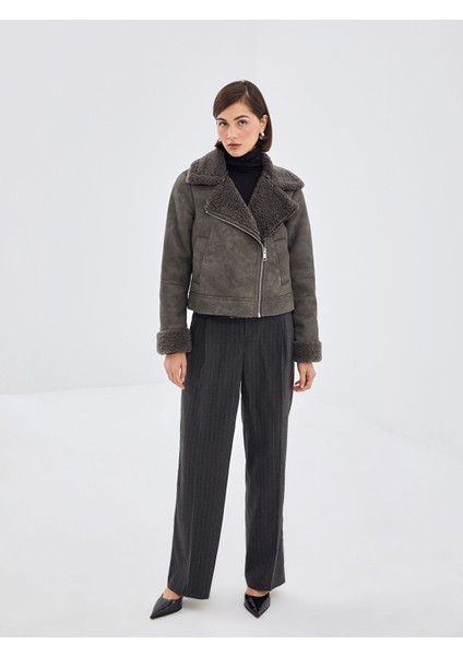 Yeni Sezon Kadın Gömlek Yaka Düz Deri Görünümlü Mont fiyatları