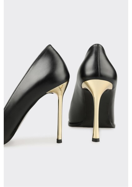 Siyah Kadın Stiletto fırsatları