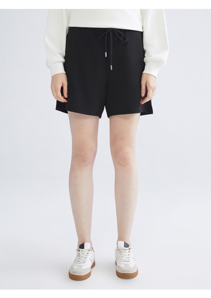 Yeni Sezon Beli Lastikli Kadın Şort modelleri