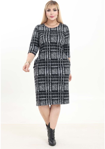 Çift Cepli Desenli Esnek Kışlık Büyük Beden Midi Elbise 8D-2742 fiyatları