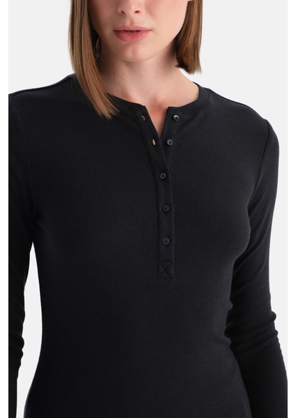 Siyah Yarım Düğmeli Kaşmir Modal Uzun Kollu Tişört