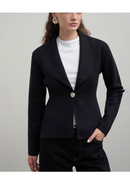 Tek Düğmeli Şık Triko Ceket