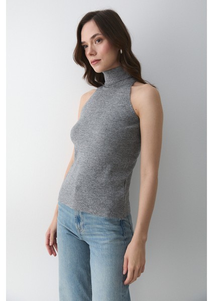 Gri Boğazlı Atlet - 251004 modelleri