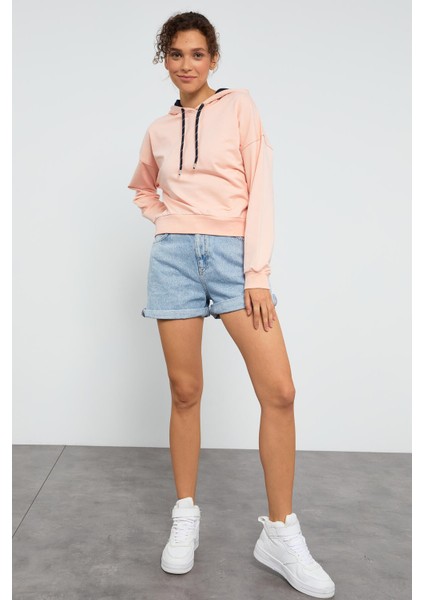 Pembe Uzun Kol Rahat Form Kapüşonlu Kadın Sweatshirt - 97115