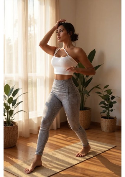 Kadın Beyaz Tek Omuzlu Çapraz Askılı Crop Top Büstiyer