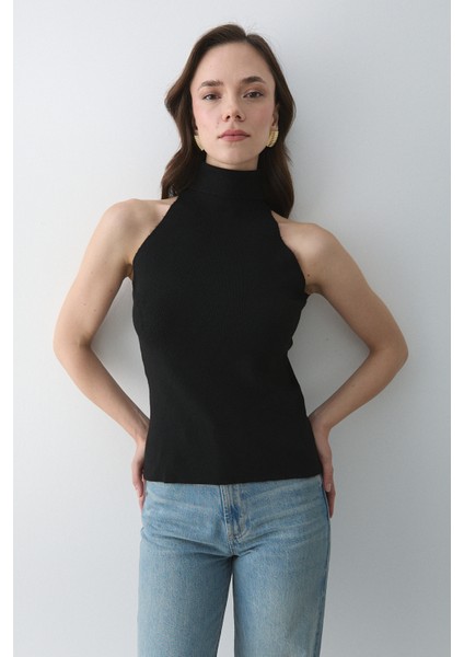 Siyah Boğazlı Atlet - 251004 modelleri