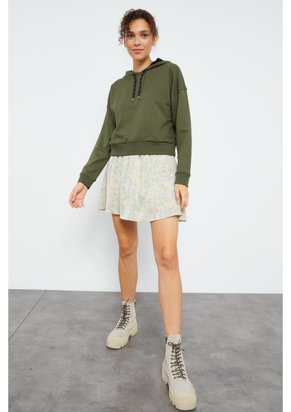 Haki Uzun Kol Rahat Form Kapüşonlu Kadın Sweatshirt - 97115