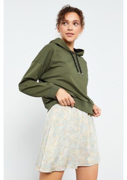 Haki Uzun Kol Rahat Form Kapüşonlu Kadın Sweatshirt - 97115