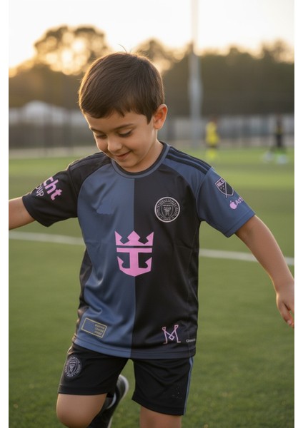 Messi Inter Miami 2023/24 Pembe Halı Saha Forma Tişört Şort Takımı