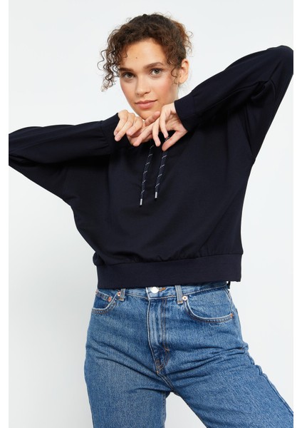 Lacivert Uzun Kol Rahat Form Kapüşonlu Kadın Sweatshirt - 97115