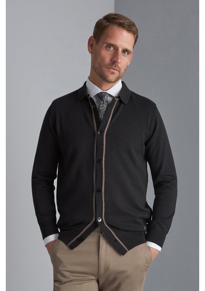 Siyah Standart Fit Dar Kalıp Düğmeli Düz Uzun Kollu Triko Hırka modelleri