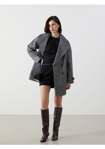 Yeni Sezon Beli Kemerli Kadın Şort