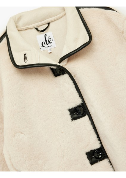 Dik Yaka Kaban Peluş Biye Detaylı Düğmeli Uzun Kollu