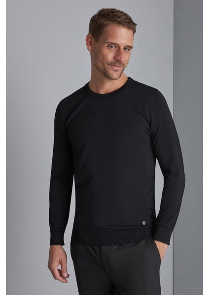 Siyah Slim Fit Dar Kalıp Bisiklet Yaka Düz Uzun Kollu Triko