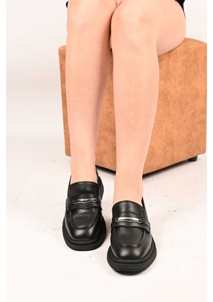 Bağcıksız Tokalı Termo Taban Hakiki Deri Casual 334-1845-28 Kadın Ayakkabı