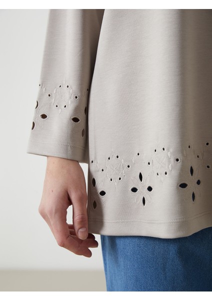 Yeni Sezon Bisiklet Yaka Nakışlı Kadın Tunik modelleri