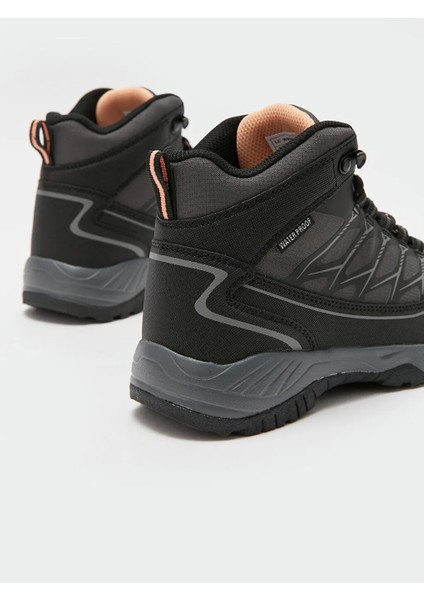 Lcw Steps Siyah Bağcıklı Su Geçirmez Kadın Trekking Bot indirimleri