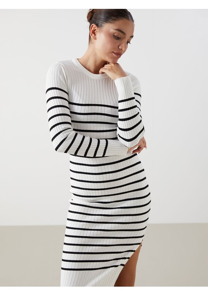 Yeni Sezon Bisiklet Yaka Çizgili Kadın Triko Elbise fiyatları