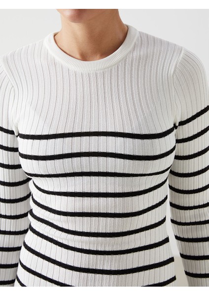 Yeni Sezon Bisiklet Yaka Çizgili Kadın Triko Elbise modelleri