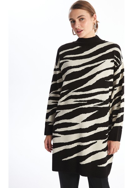 Yeni Sezon Yarım Balıkçı Yaka Desenli Kadın Triko Tunik