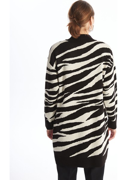 Yeni Sezon Yarım Balıkçı Yaka Desenli Kadın Triko Tunik fırsatları