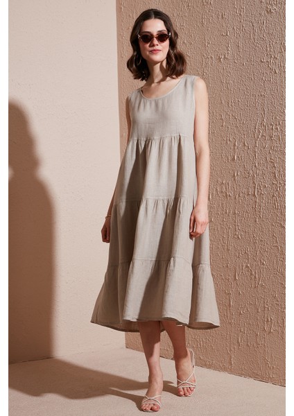 Via Dante Regular Fit Bisiklet Yaka Volanlı Midi Keten Elbise Bayan Elbise 7202687 fiyatları