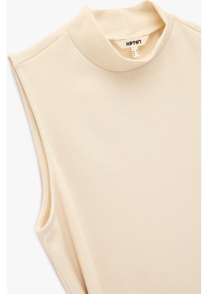 Dik Yaka Kolsuz Kemerli Bluz modelleri