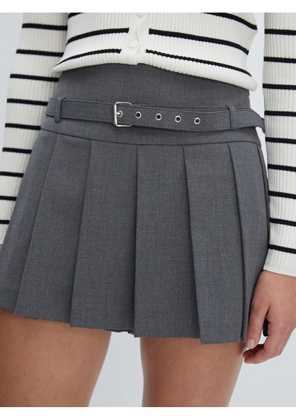 Yeni Sezon Beli Kemerli Kadın Pileli Şort Etek modelleri