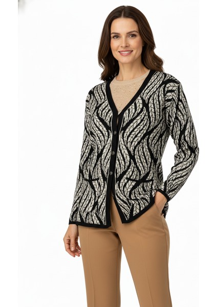 Kadın Kışlık Yünlü Örme Anne Hırka V Yaka Sümbül Motifli Çift Cepli Düğmeli Likralı Rahat fırsatları