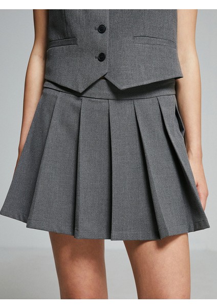 Yeni Sezon Beli Fermuarlı Pileli Kadın Şort Etek modelleri