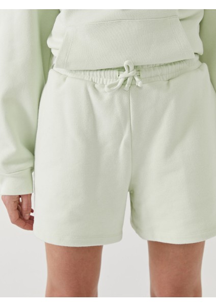 Yeni Sezon Beli Lastikli Kadın Şort modelleri