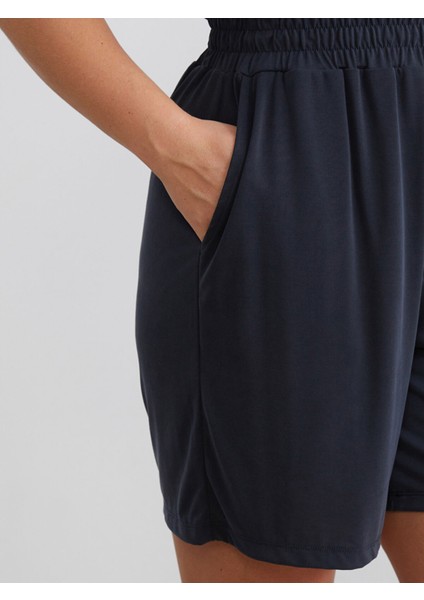 Yeni Sezon Beli Lastikli Modal Karışımlı Kadın Şort modelleri