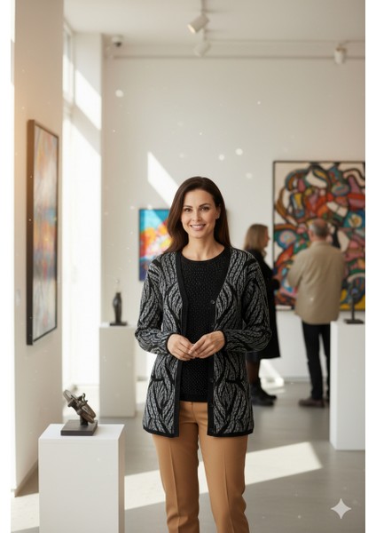 Kadın Kışlık Yünlü Örme Anne Hırka V Yaka Sümbül Motifli Çift Cepli Düğmeli Likralı Rahat fiyatları