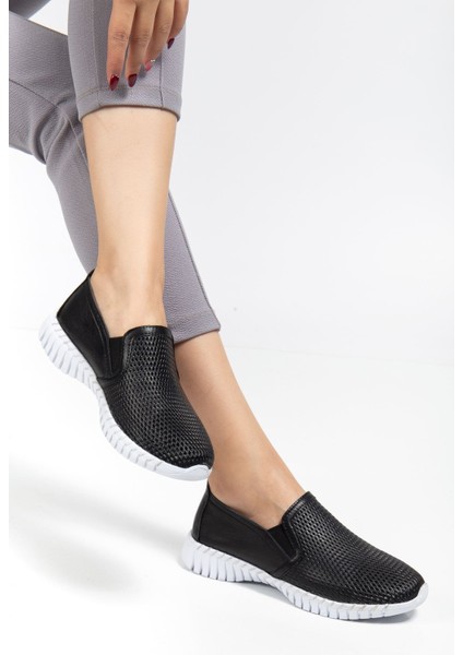 Kadın Ortopedik Siyah Hakiki Deri Spor Ayakkabı fırsatları