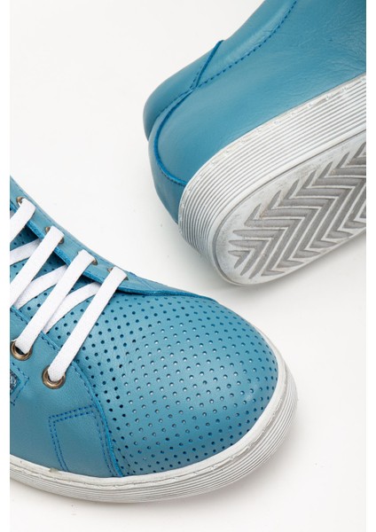 Kadın Mavi Hakiki Deri Delikli Spor Ayakkabı modelleri