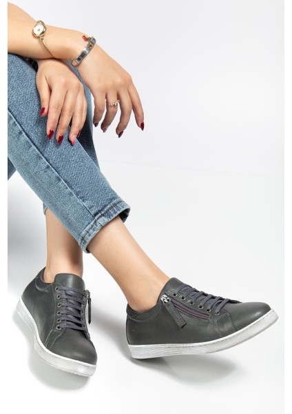 Kadın Füme Hakiki Deri Yandan Fermuarlı Bağcıklı Spor Ayakkabı fiyatları