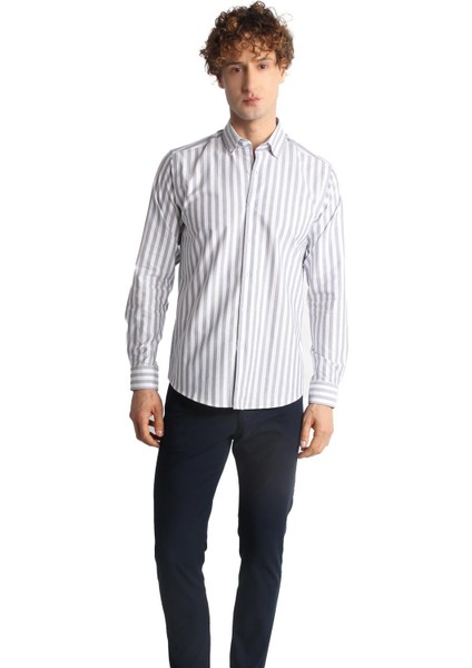 Lacivert Dynamic Fit Düğmeli Yaka Çizgili Uzun Kollu Cepsiz %100 Pamuk Gömlek