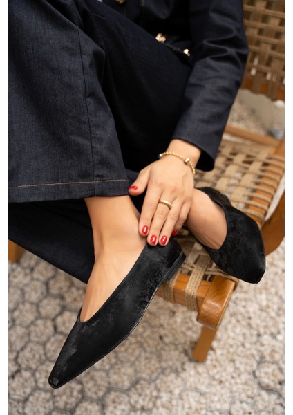 Joset Siyah Küt Burun Düz Kadın Babet fırsatları