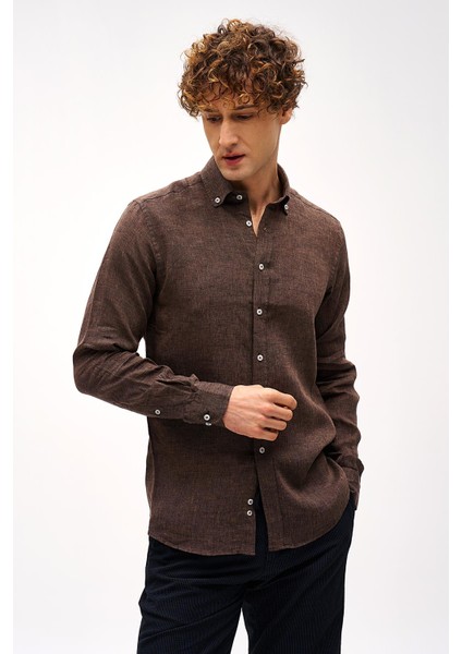 Kahve Dynamic Fit Düğmeli Yaka Düz Uzun Kollu Cepsiz %100 Keten Gömlek modelleri