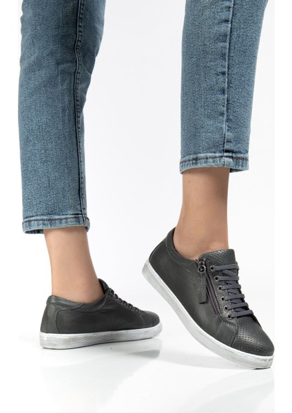 Kadın Füme Hakiki Deri Delikli Spor Ayakkabı fırsatları