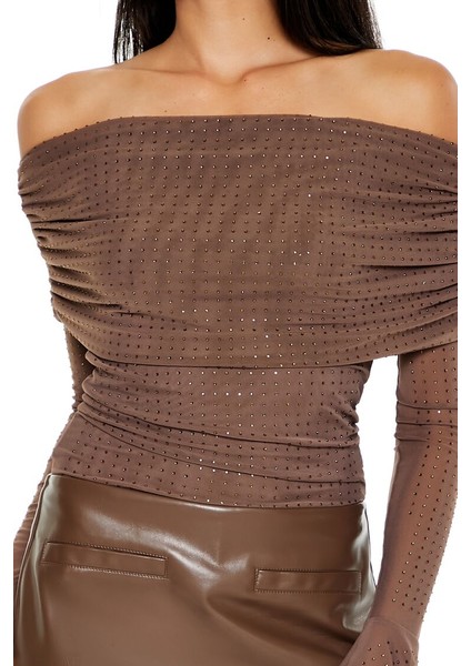 Kristal Taşlı Omuz Açık Bluz indirimleri