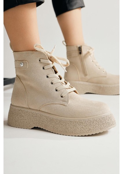 Kadın Postal Bot Bağcıklı Yandan Fermuarlı Bej Termo Kaymaz Taban