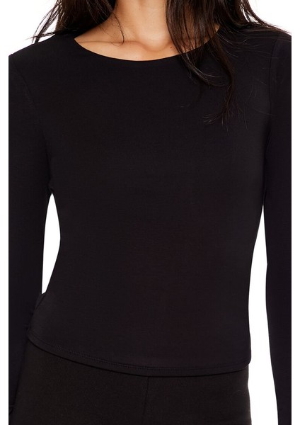 Uzun Kollu Yuvarlak Yaka Tişört modelleri