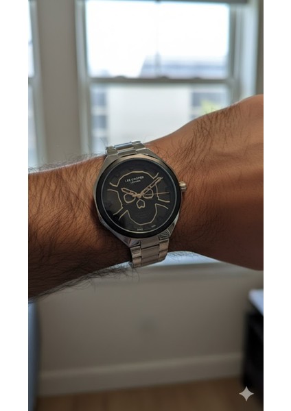 Erkek Kol Saati Gümüş ve Siyah Renk, Siyah Kadran - Şık Metal Kordon, 2 Yıl Garantili modelleri