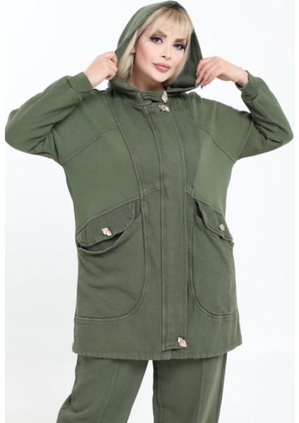 Kadın Büyük Beden Kapüşonlu Kapaklı Düğme Detaylı Torba Cep %100 Pamuk Uzun Gabardin Kap Ceket